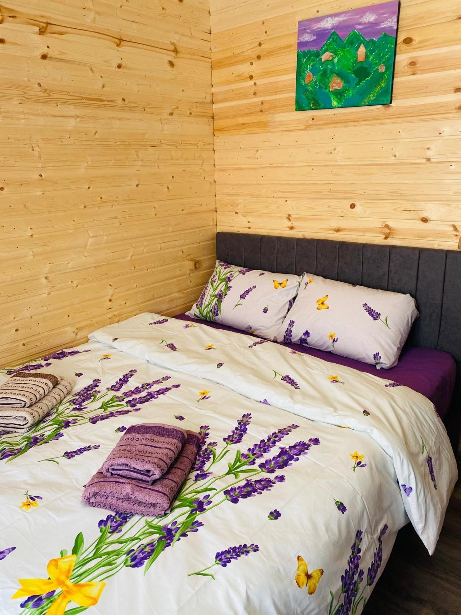 Guesthouse Nene Местия Екстериор снимка